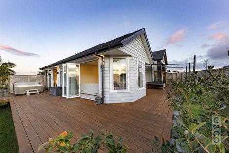 Photo of property in 121 Tapu Road, Huapai, Kumeu, 0810