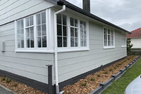 Photo of property in 6 Forth Terrace, Roslyn, Palmerston North, 4414
