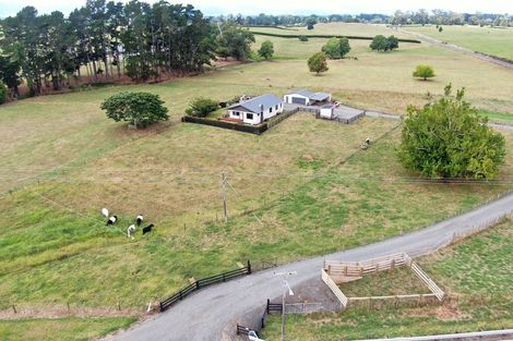 Photo of property in 247 Walton Road, Richmond Downs, Walton, 3475