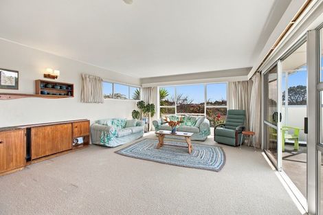 Photo of property in 7 Montana Place, Merrilands, New Plymouth, 4312