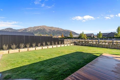 Photo of property in 25 Ellacott Lane, Lake Hawea, 9382