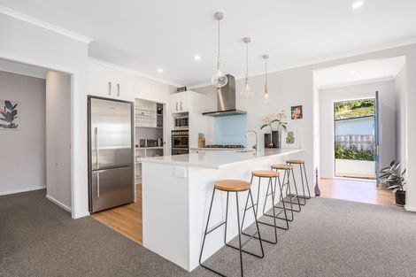 Photo of property in 26 Banks Boulevard, Whitby, Porirua, 5024