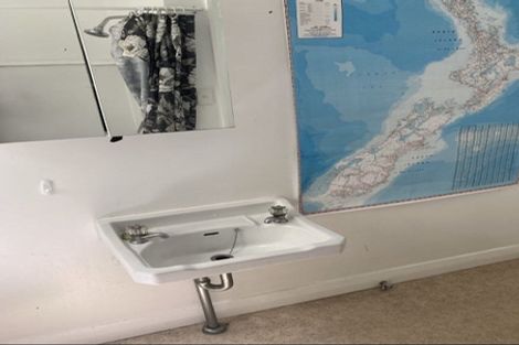 Photo of property in 29 Tanera Crescent, Brooklyn, Wellington, 6021