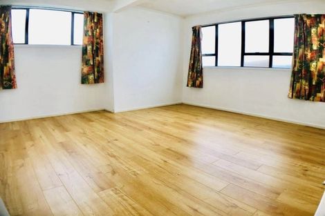 Photo of property in 213 Portage Road, Green Bay, Auckland, 0604