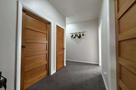 Photo of property in 353 Waiwhetu Road, Fairfield, Lower Hutt, 5011