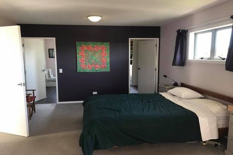 Photo of property in 4 Caterer Lane, Paraparaumu, 5032