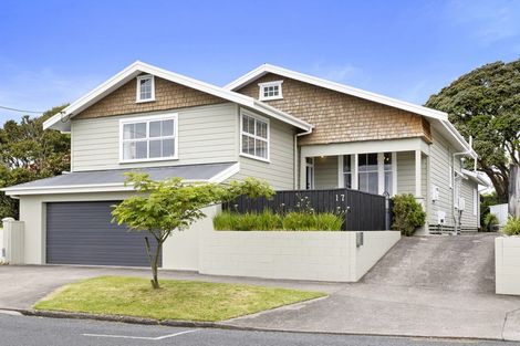Photo of property in 17 Normanby Street, Fitzroy, New Plymouth, 4312
