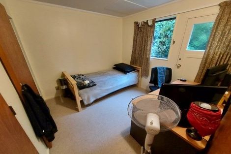 Photo of property in 43b Thatcher Crescent, Crofton Downs, Wellington, 6035