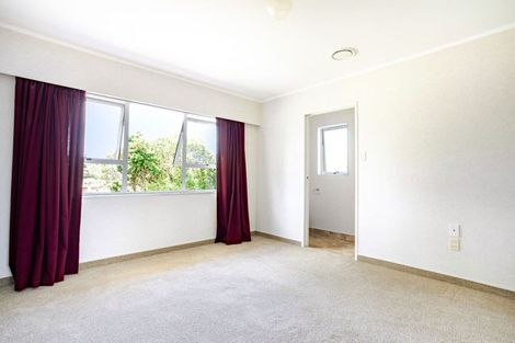 Photo of property in 208 Adelaide Road, Dannevirke, 4930