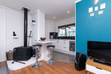 Photo of property in 6/108 West Coast Road, Glen Eden, Auckland, 0602