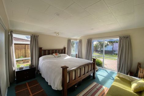 Photo of property in 2 Stead Crescent, Stoke, Nelson, 7011