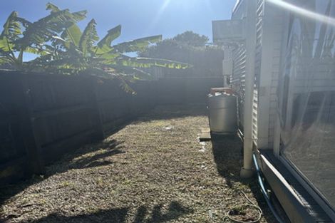 Photo of property in 18 Webb Place, Forrest Hill, Auckland, 0620