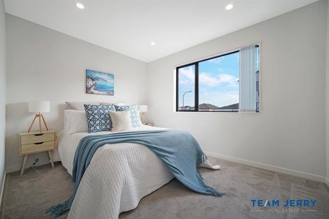 Photo of property in 22 Laquinta Place, Flat Bush, Auckland, 2019