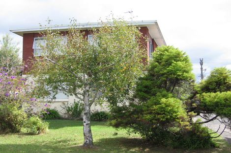 Photo of property in 14a Rosewarne Crescent, Glendene, Auckland, 0602