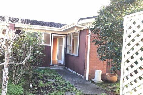 Photo of property in 2/13 Steele Street, Meadowbank, Auckland, 1072