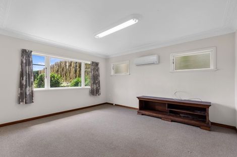 Photo of property in 122 No 2 Road, Te Puke, 3182
