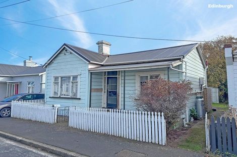 Photo of property in 8 Bathgate Street, South Dunedin, Dunedin, 9012