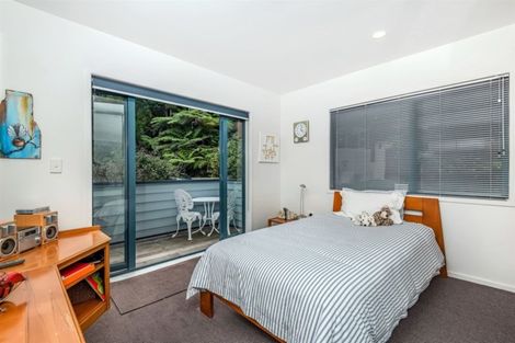 Photo of property in 87a Palmerston Road, Birkenhead, Auckland, 0626
