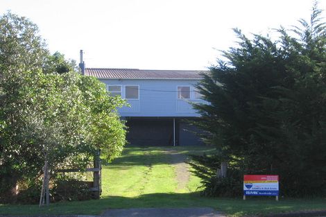 Photo of property in 17 Tutere Street, Waikanae Beach, Waikanae, 5036