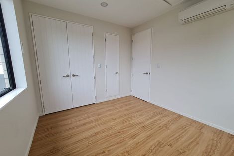 Photo of property in 6/532 Glenfield Road, Glenfield, Auckland, 0629