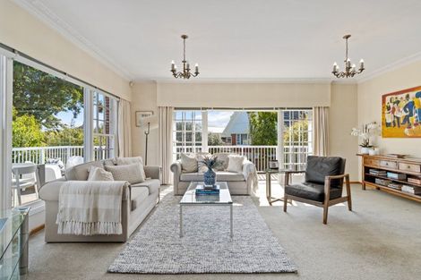 Photo of property in 39 Hillcrest Road, Hillcrest, Hamilton, 3216