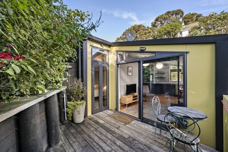 Photo of property in 9 Boundary Road, Kelburn, Wellington, 6012