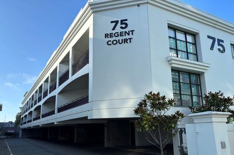 Photo of property in Regent Courts, 11/75 Gloucester Street, Christchurch Central, Christchurch, 8013