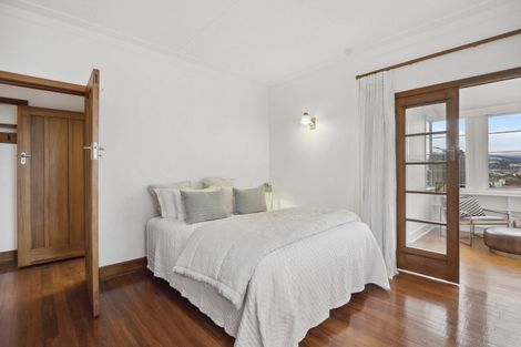 Photo of property in 19 Cliffs Road, Saint Clair, Dunedin, 9012