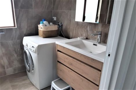 Photo of property in 806 Beach Road, Browns Bay, Auckland, 0630