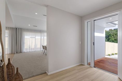 Photo of property in 44 Solitude Crescent, Kelvin Grove, 4470