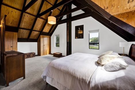 Photo of property in 13 Awai Road, Tarurutangi, New Plymouth, 4372