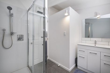 Photo of property in 73b Grosvenor Street, Kensington, Dunedin, 9011