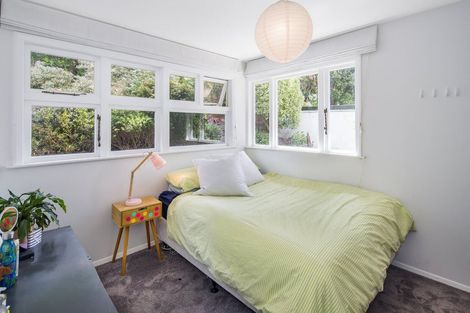 Photo of property in 21 Thane Road, Roseneath, Wellington, 6011