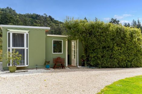 Photo of property in 102 Boons Valley Road, Waikawa, Picton, 7220