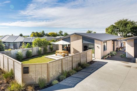 Photo of property in 5 Poplar Grove, Feilding, 4702