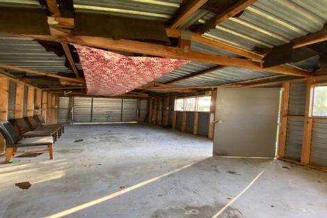 Photo of property in 18 Yeovil Road, Te Atatu Peninsula, Auckland, 0610