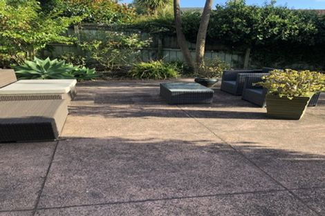 Photo of property in 25 Maxwelton Drive, Mairangi Bay, Auckland, 0630