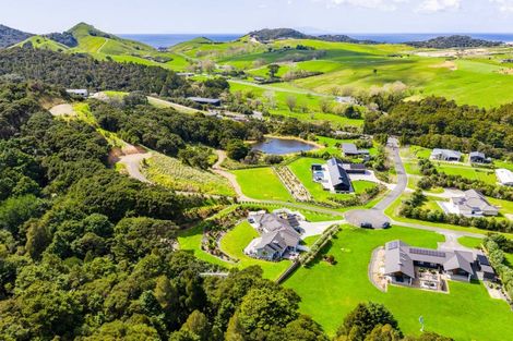 Photo of property in 18 Woodleigh Lane, Mangawhai, 0573