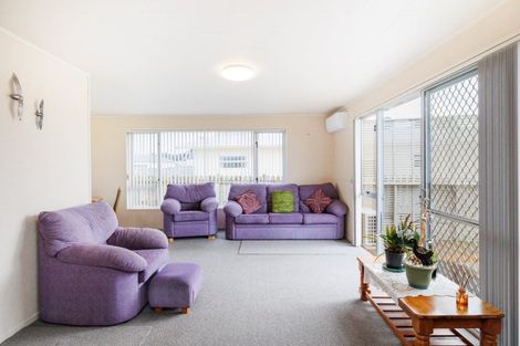 Photo of property in 20 Thomas Place, Foxton Beach, Foxton, 4815