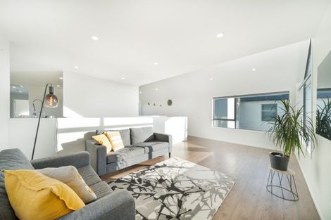 Photo of property in 15 Lemonwood Way, Woodridge, Wellington, 6037