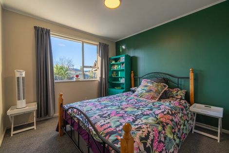 Photo of property in 11 Henry Street, Te Anau, 9600