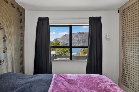 Photo of property in 5 Arawata Terrace, Fernhill, Queenstown, 9300
