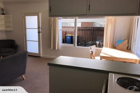 Photo of property in 16 Keldale Place, Forrest Hill, Auckland, 0620