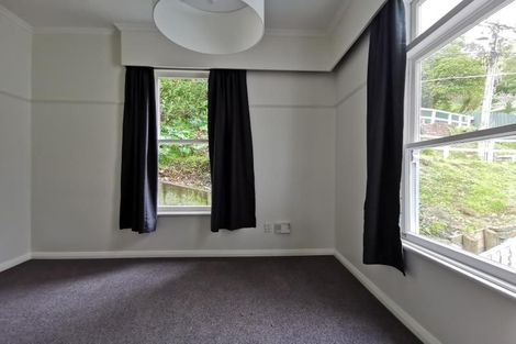 Photo of property in 23 Grass Street, Roseneath, Wellington, 6011