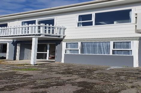 Photo of property in 9/22 Bay Drive, Titahi Bay, Porirua, 5022