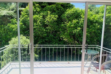 Photo of property in 74 Sunshine Avenue, Karori, Wellington, 6012