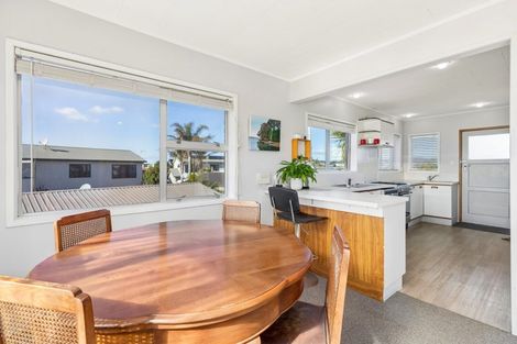 Photo of property in 270a Papamoa Beach Road, Papamoa Beach, Papamoa, 3118