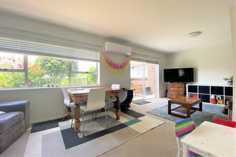 Photo of property in 3/57 Aroha Avenue, Sandringham, Auckland, 1025