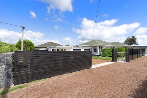 Photo of property in 31 Riverside Road, Orewa, 0931