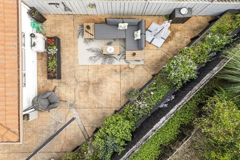 Photo of property in 10 Palmgreen Court, Stanmore Bay, Whangaparaoa, 0932